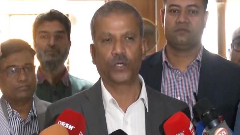 বিএনপির অভিপ্রায়ে সংসদের দক্ষিণ প্লাজায় মন্ত্রিসভার শপথ অনুষ্ঠান: আসিফ নজরুল