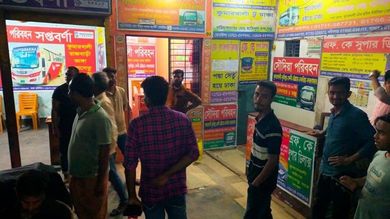 কুমারখালী থেকে ওঠা সৌহার্দ পরিবহণের ৮ যাত্রীর পরিচয় মিলেছে