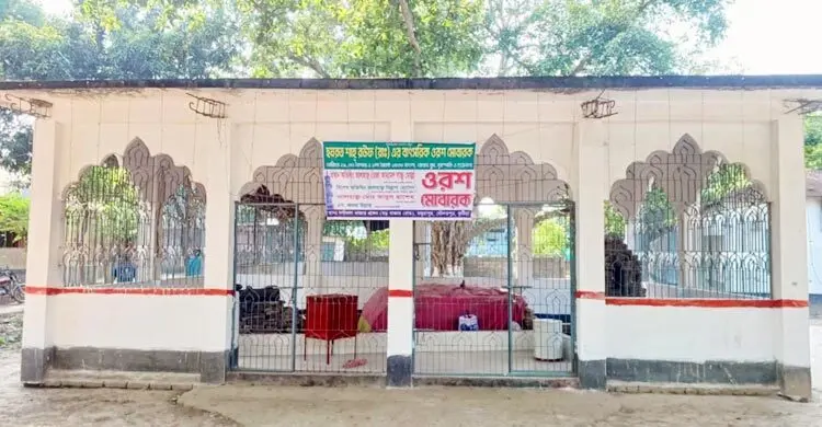 কুষ্টিয়ায় এবার মাজারের খাদেমের ওপর হামলা...